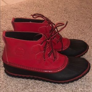 Sorel rubber lined rain boots!